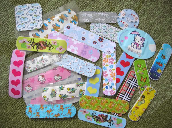 Самая большая коллекция лейкопластырей: 3750 штук