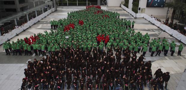 Самая большая «живая» елка: Флешмоб в Тайланде