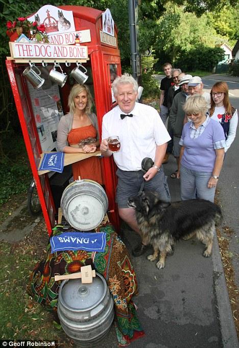 В Британии создали рекордно маленький паб Dog and Bone