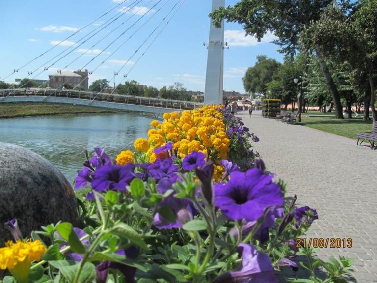 Самая длинная цветочная клумба