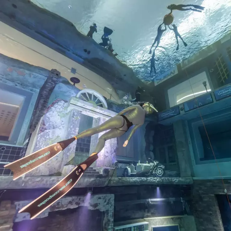 Самые глубокие бассейны в мире