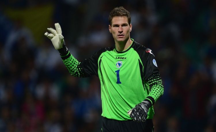 Самый дальний гол в истории футбола