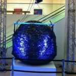 Самый большой шар из магнитной ленты