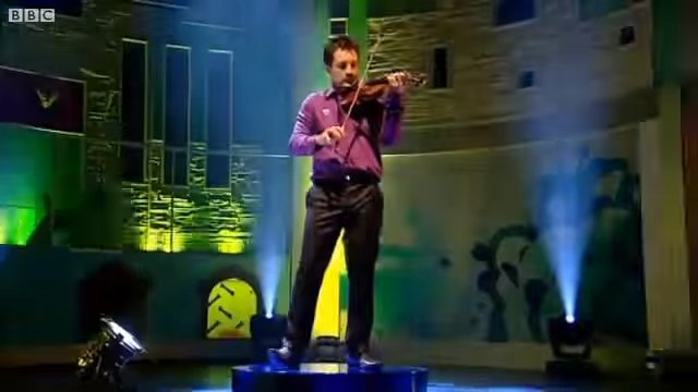 Британец установил рекорд по самому быстрому исполнению Полета шмеля