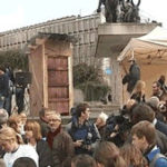 В Брюсселе организовали рекордную очередь в туалет