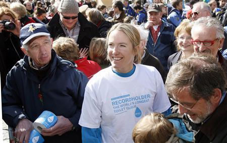 В Брюсселе организовали рекордную очередь в туалет