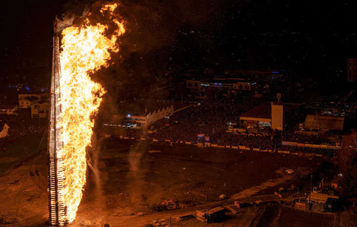 Самый высокий костер