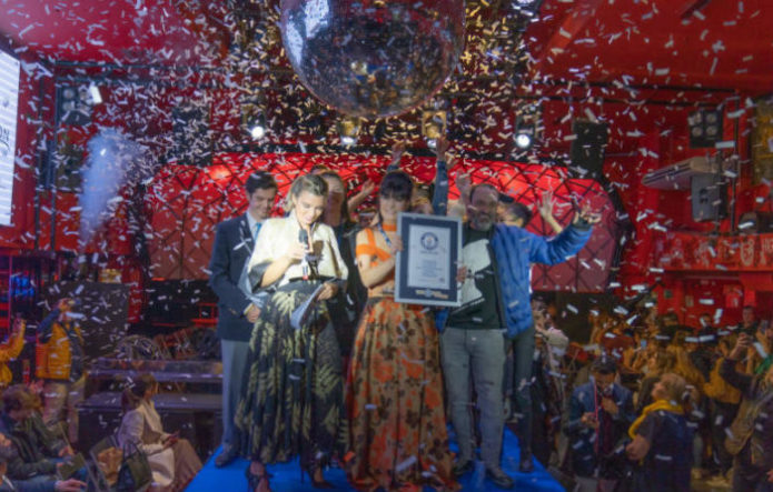 Imaginative Fashion и рекорд самого большого количества моделей и национальностей на показе мод