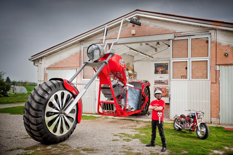 Самый высокий мотоцикл, на котором можно ездить